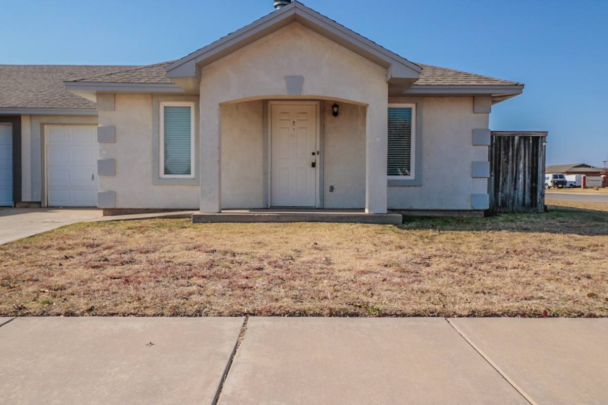 Apartment for rent at 2401 87th, Lubbock, TX 79423