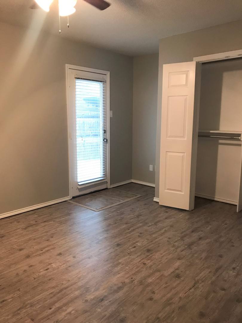 Apartment for rent at 2401 87th, Lubbock, TX 79423