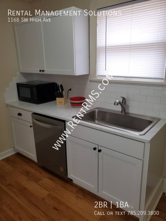 House for rent at 1168 SW High Ave, Topeka, KS 66604