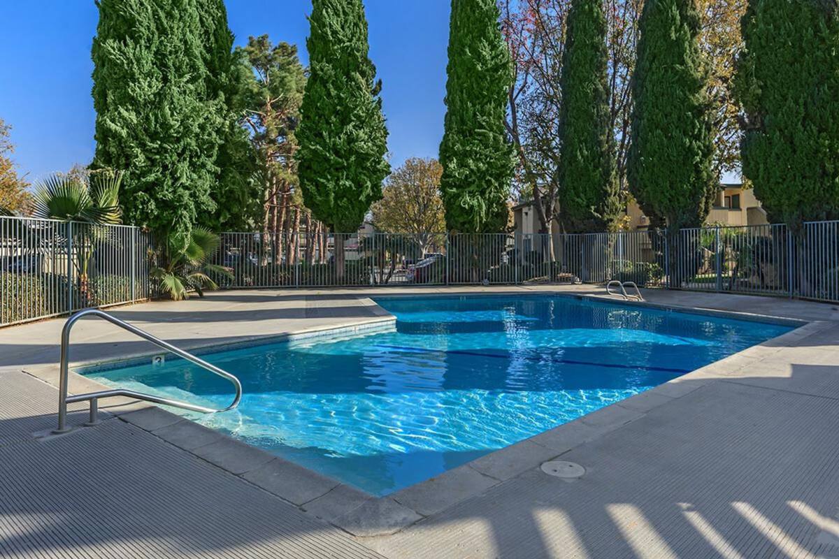 Apartment for rent at 2601 S Real Rd, Bakersfield, CA 93309