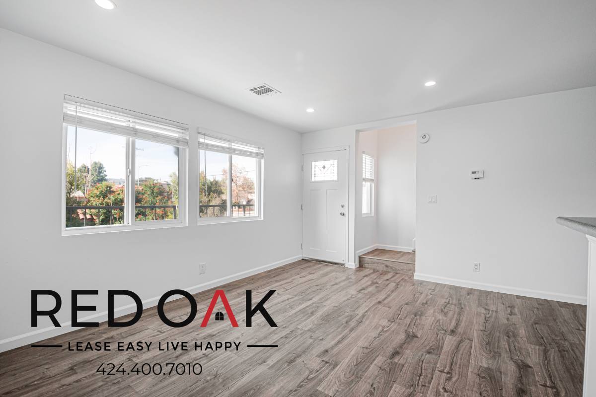 Condo for rent at 11218 Oxnard St #5, North Hollywood, CA 91606