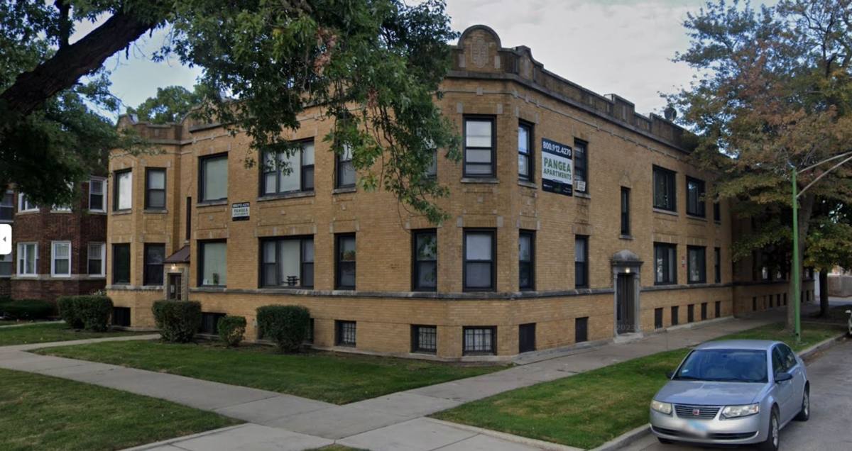 Apartment for rent at 7800 S Michigan Ave, Chicago, IL 60619