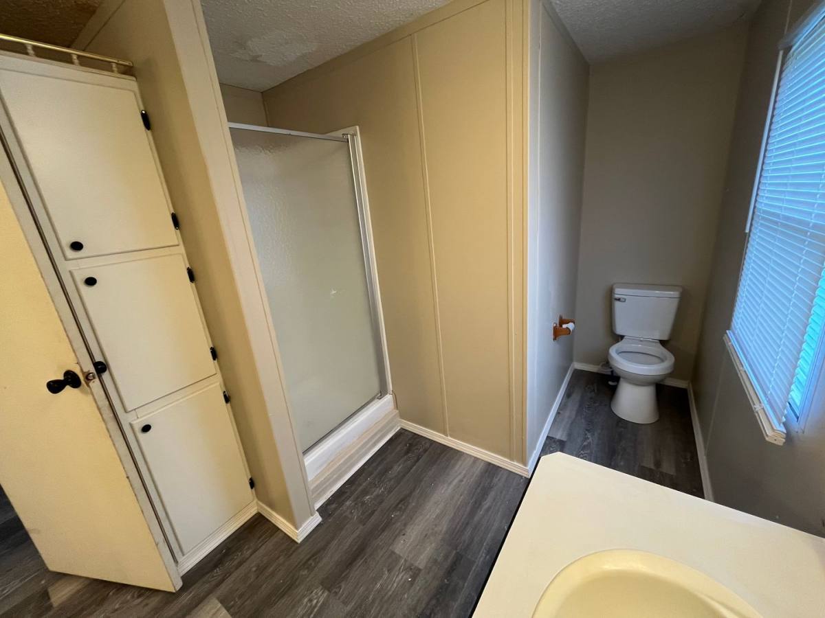 Apartment for rent at 3305-3379 Lemehl Dr 3400-3441 Hiland Park, De Soto, MO 63020