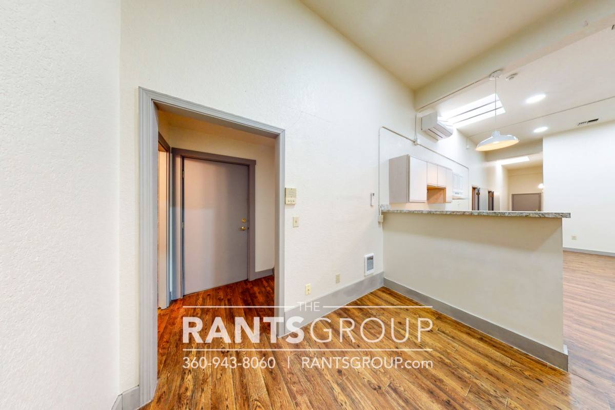 Apartment for rent at 410 Jefferson St SE, Olympia, WA 98501