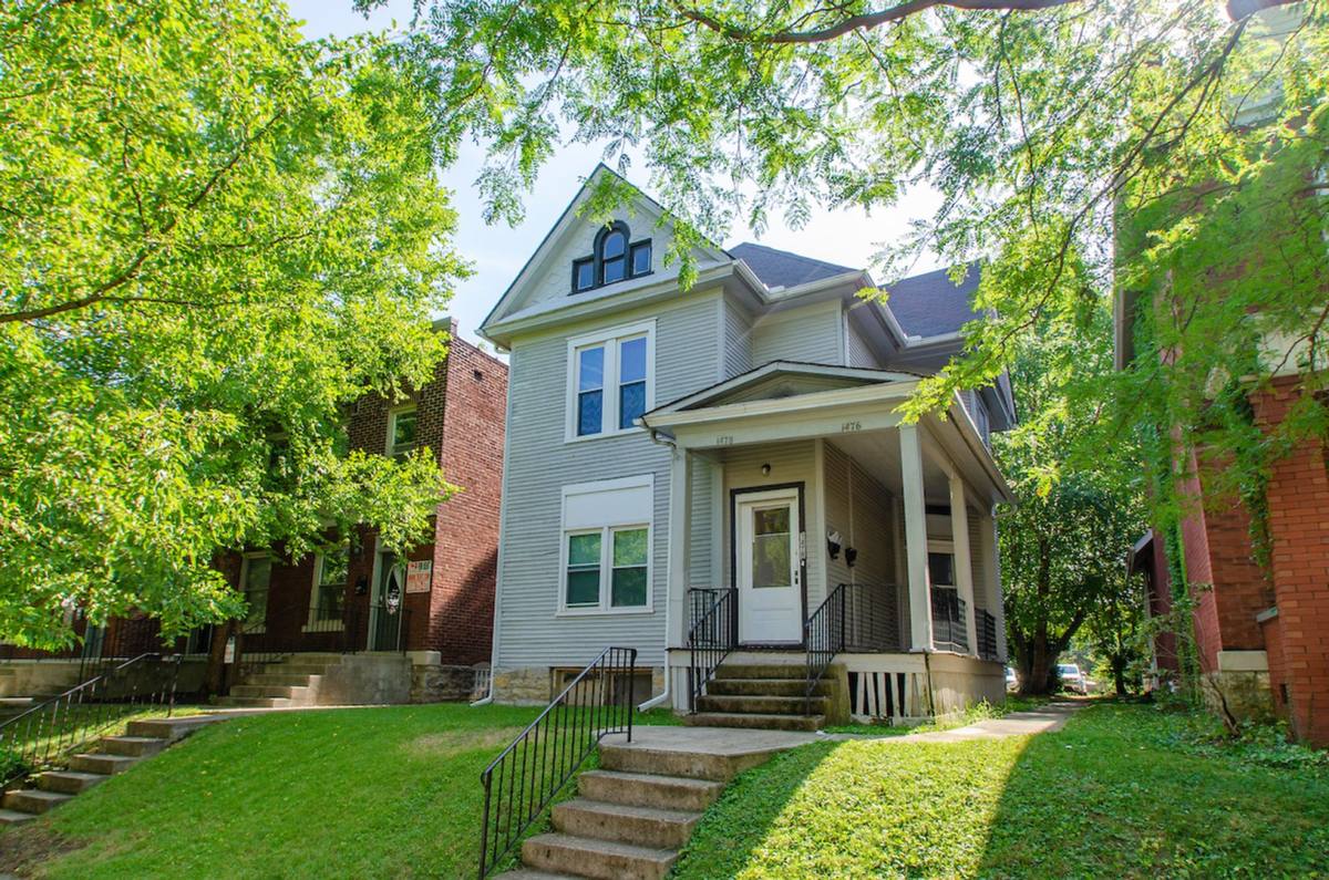 Apartment for rent at 1476-1478 Michigan Ave, Columbus, OH 43201