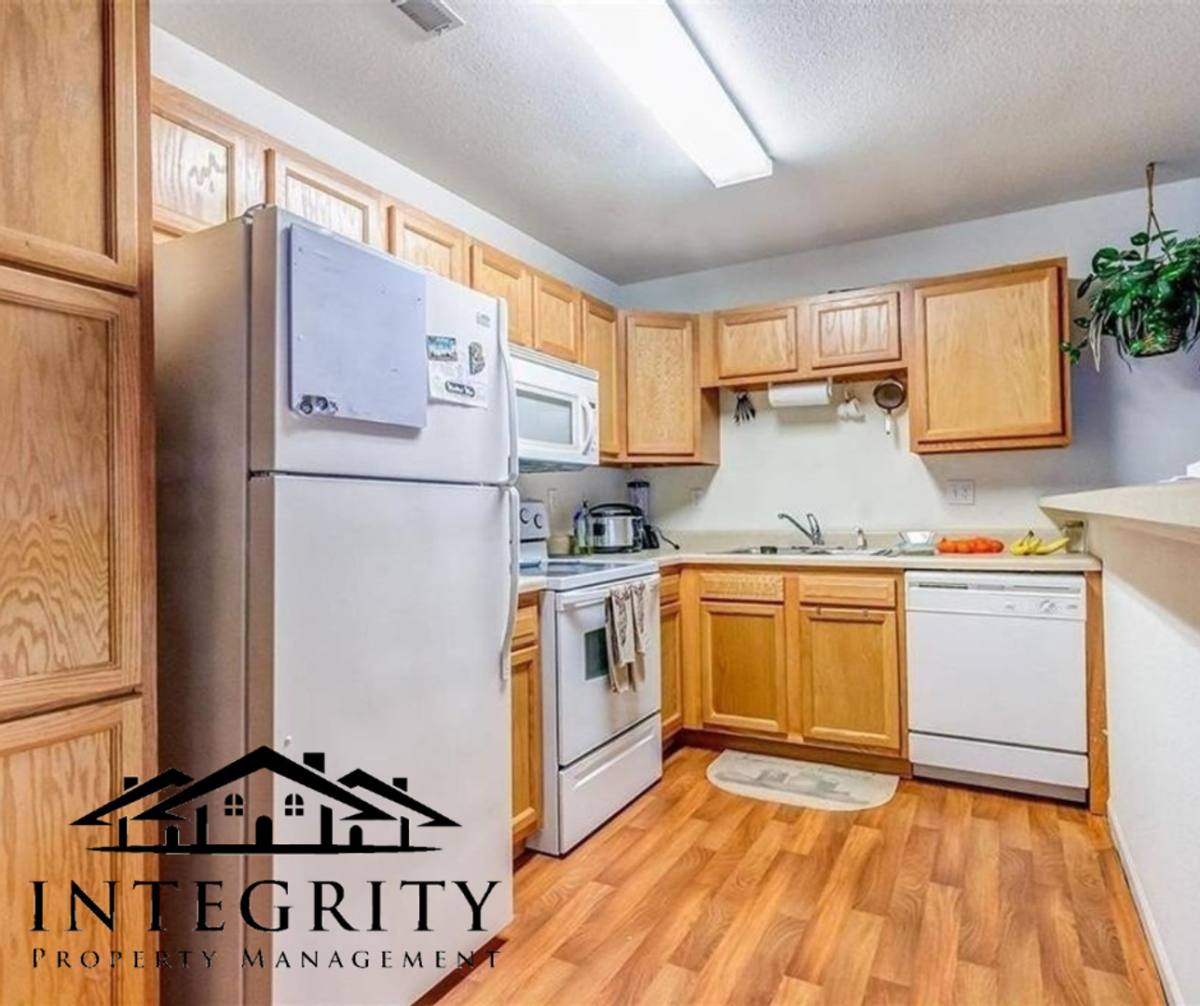 Apartment for rent at 21067 Harbor, Saint Robert, MO 65584