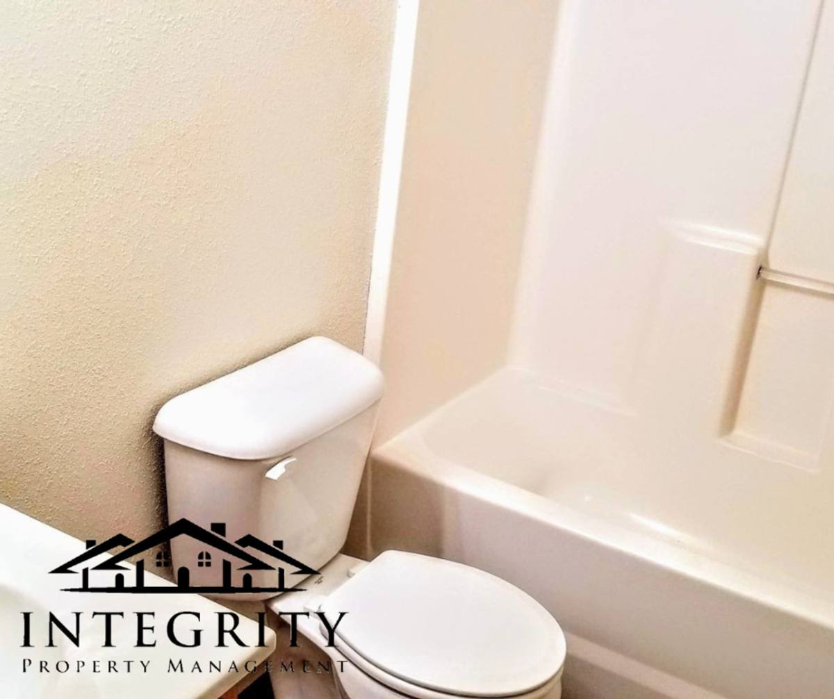 Apartment for rent at 21067 Harbor, Saint Robert, MO 65584