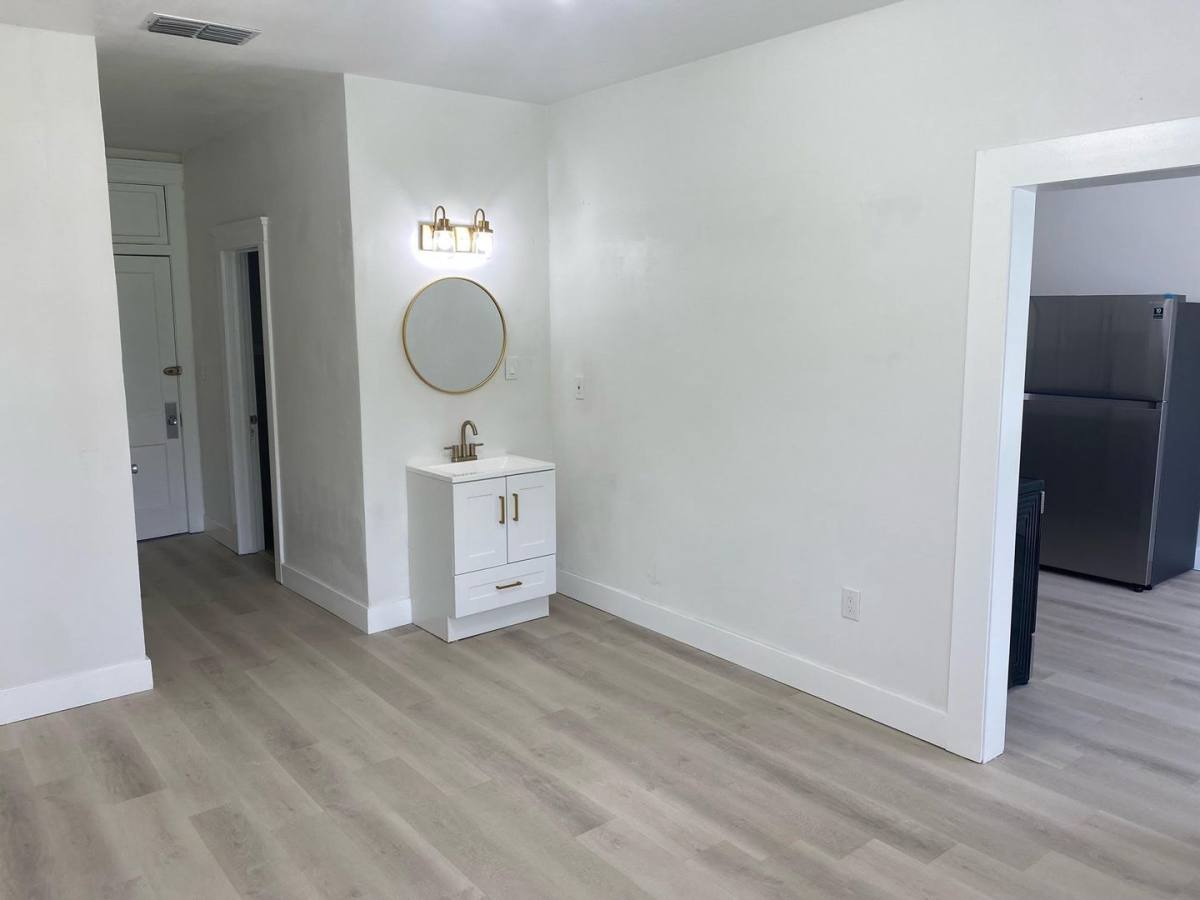 Apartment for rent at 244 E Graves Ave, Orange City, FL 32763