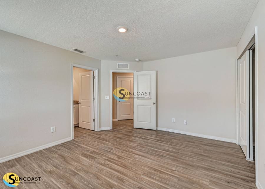 Apartment for rent at 9596 Hood Rd #9596202, Jacksonville, FL 32257