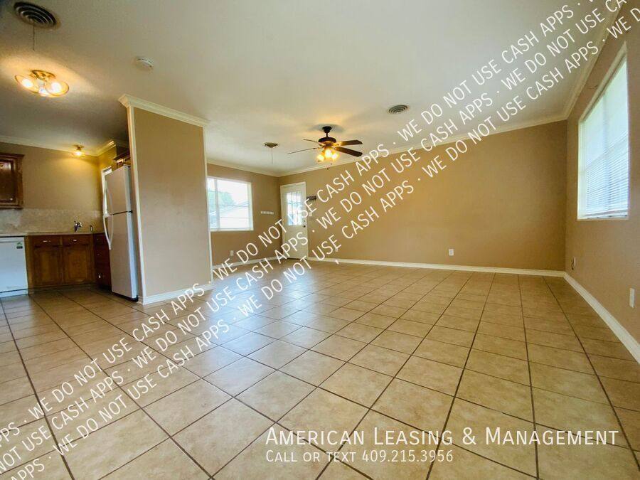 House for rent at 3901 Beverly St, Orange, TX 77632