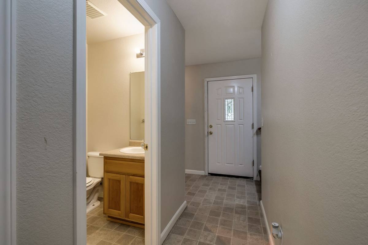 Apartment for rent at 1151-1157 E 9th St, Chico, CA 95928
