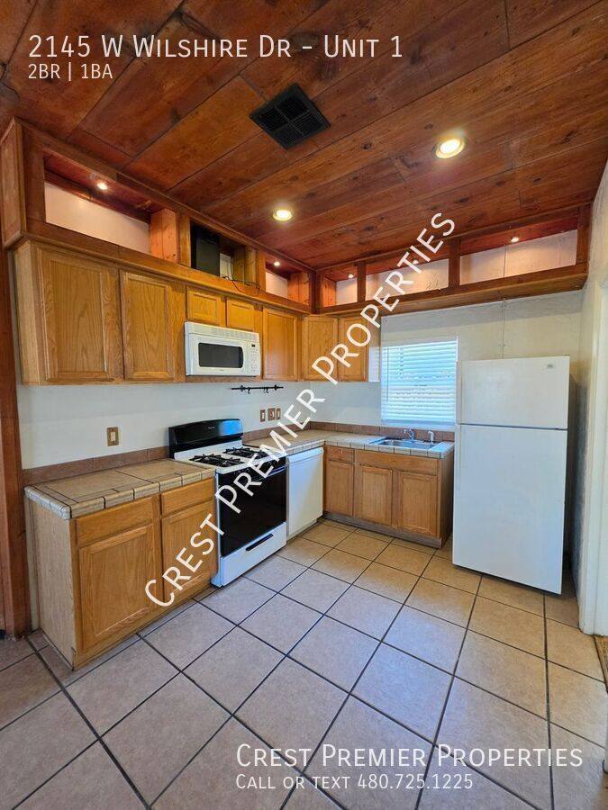 Apartment for rent at 2145 W Wilshire Dr #1, Phoenix, AZ 85009