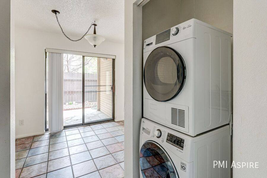 House for rent at 3065 30th St #1B, Boulder, CO 80301