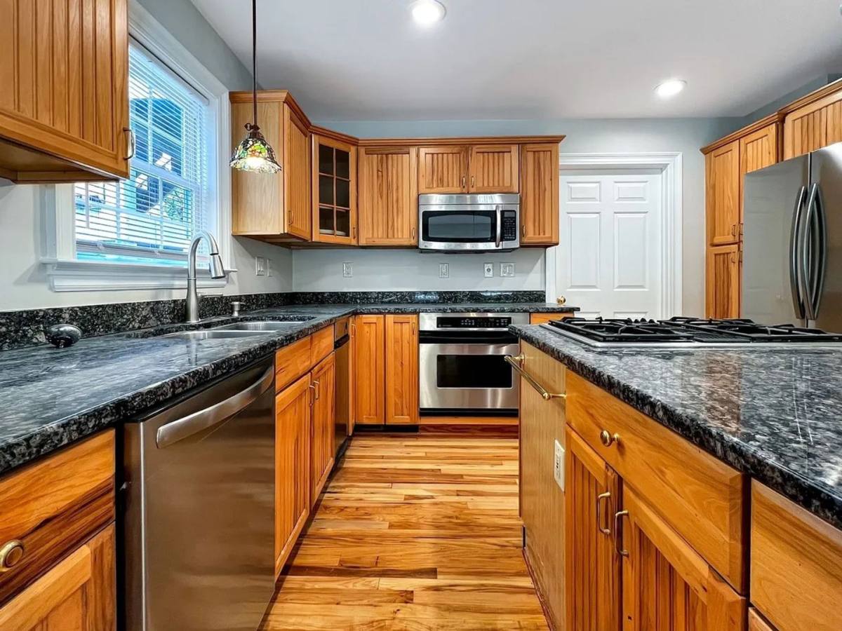 House for rent at 8651 Nestlewood Rd, Henrico, VA 23294