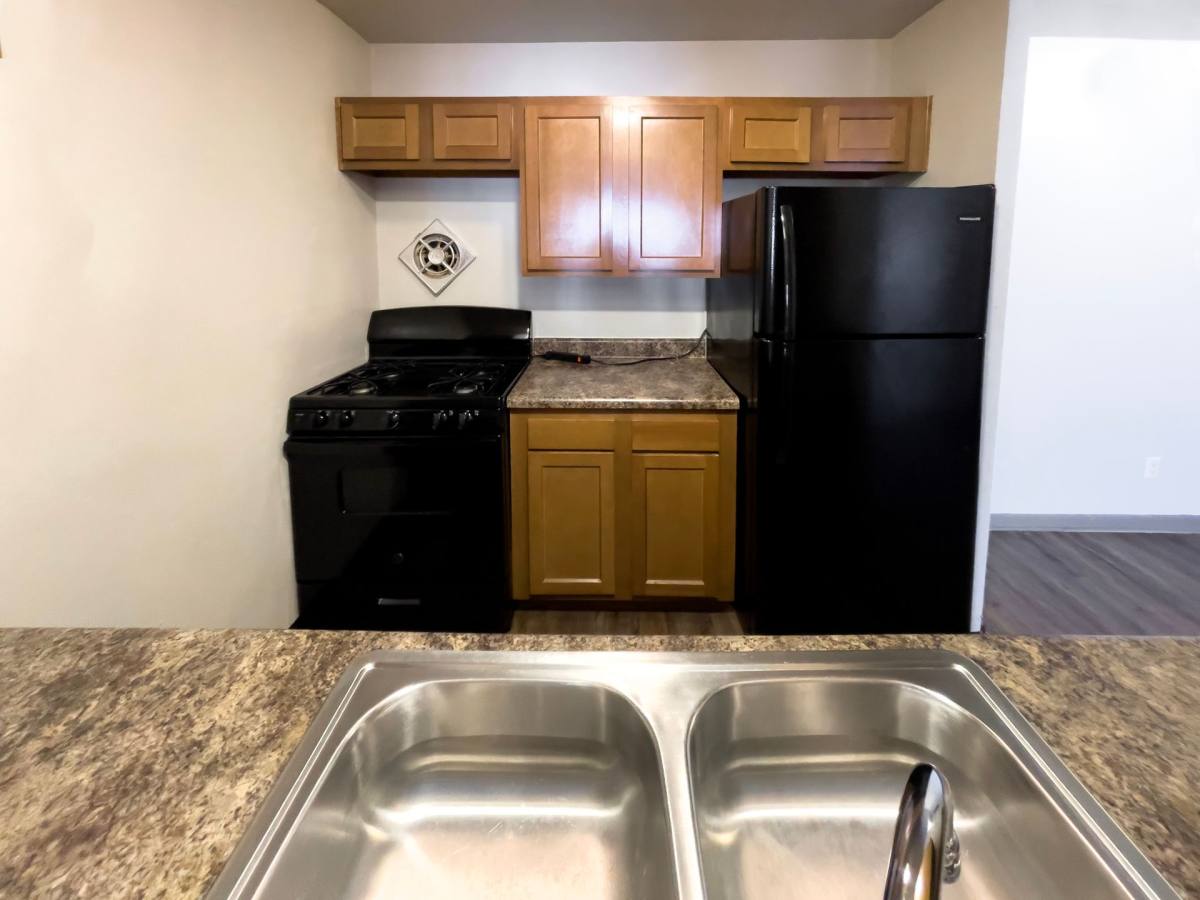 Apartment for rent at 2000 N Oakwood Ave, Muncie, IN 47304