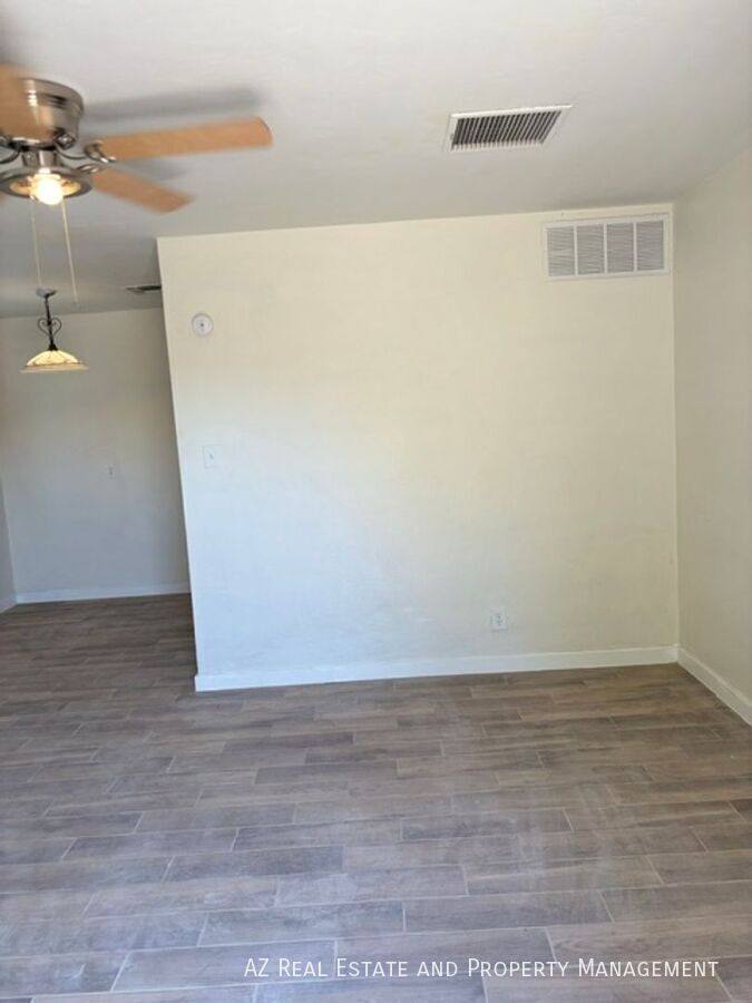 Apartment for rent at 1348 W Lynwood St, Phoenix, AZ 85007