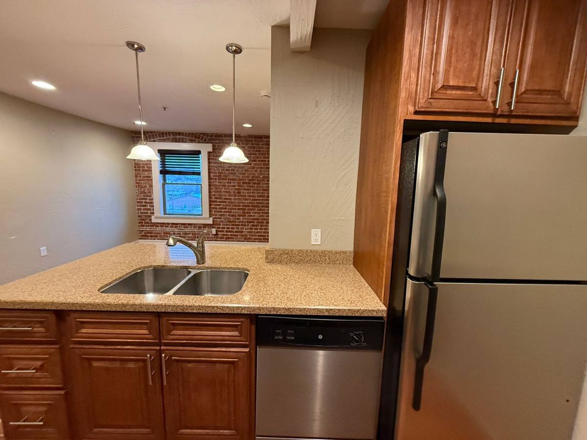 Apartment for rent at 15 SE Emigrant Ave, Pendleton, OR 97801