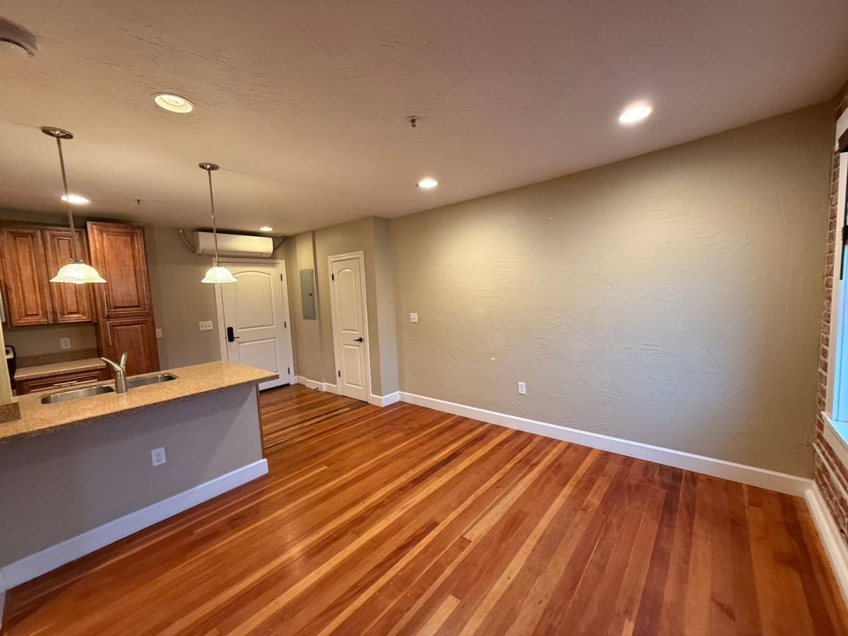 Apartment for rent at 15 SE Emigrant Ave, Pendleton, OR 97801