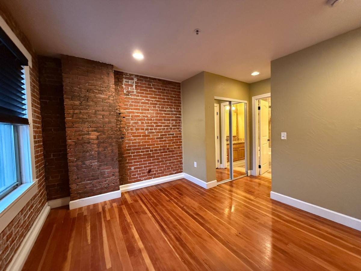 Apartment for rent at 15 SE Emigrant Ave, Pendleton, OR 97801