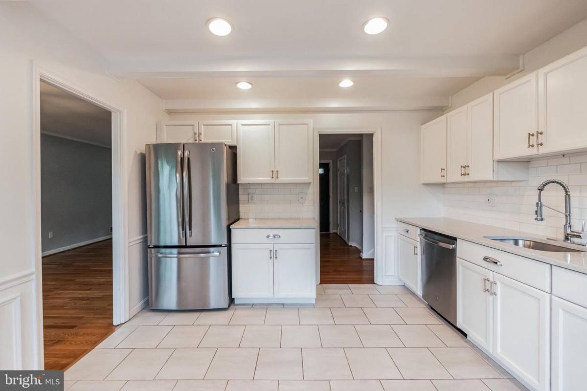 House for rent at 6704 Buttermere Lane, Bethesda, MD 20817