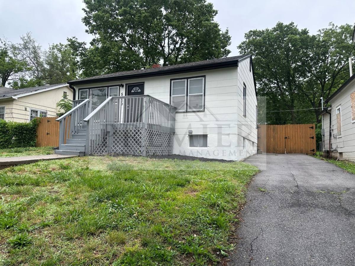 House for rent at 5709 Bales Ave, Kansas City, MO 64130