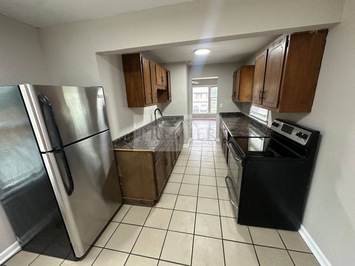 House for rent at 5709 Bales Ave, Kansas City, MO 64130