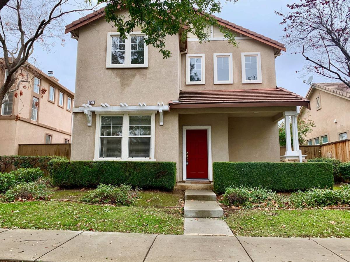 House for rent at 3237 Hudson Dr, Brentwood, CA 94513