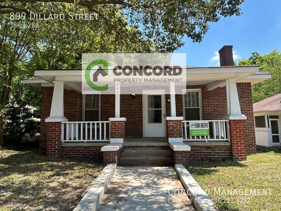 House for rent at 809 Dillard St, Greensboro, NC 27403