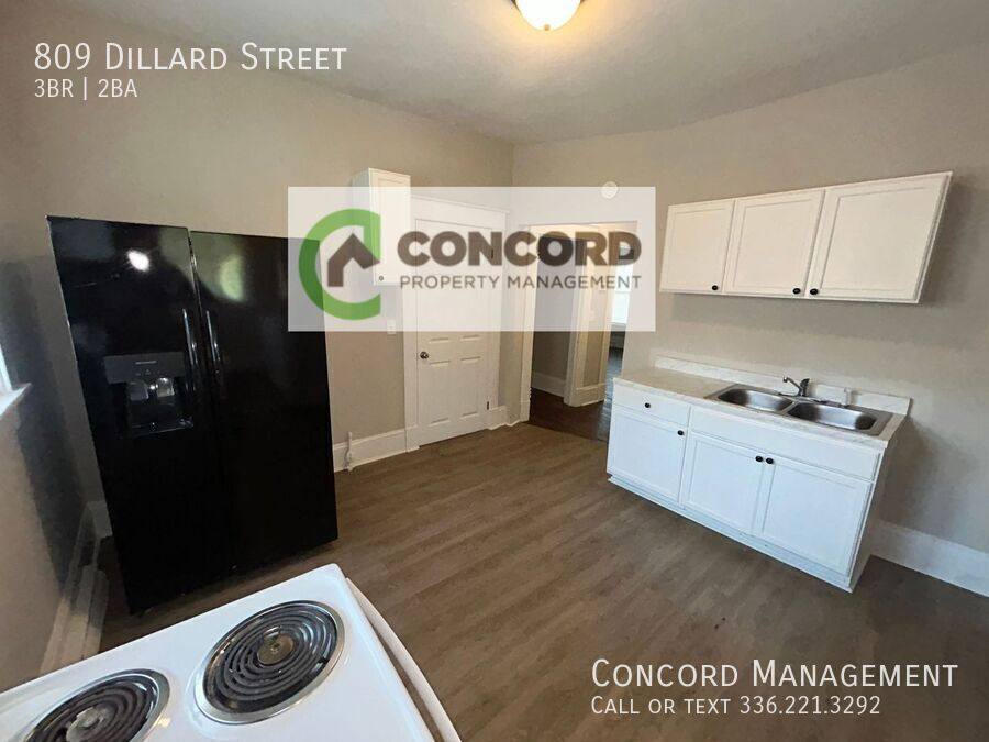 House for rent at 809 Dillard St, Greensboro, NC 27403