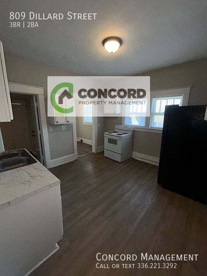 House for rent at 809 Dillard St, Greensboro, NC 27403