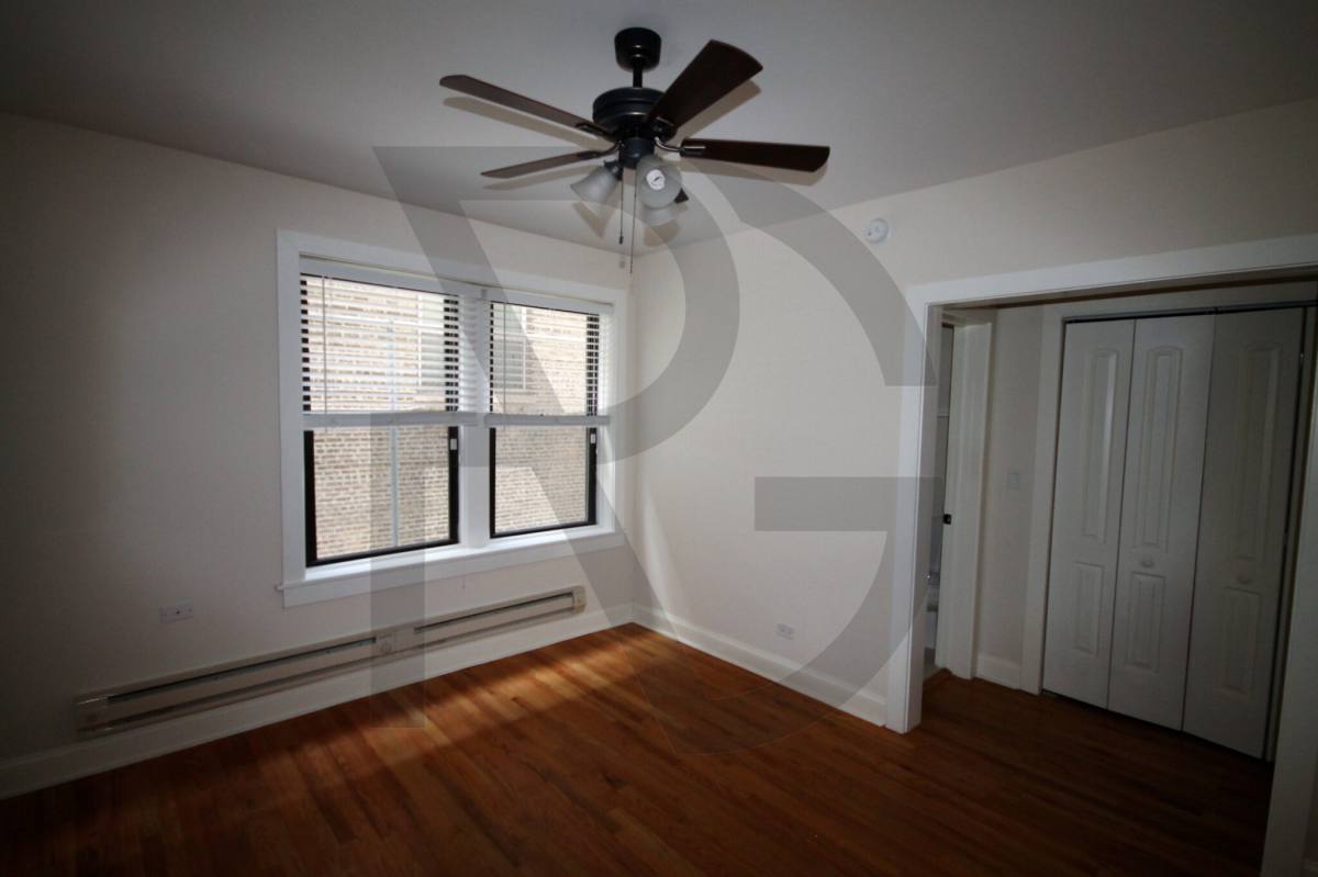 Apartment for rent at 612 W Patterson, Chicago, IL 60613