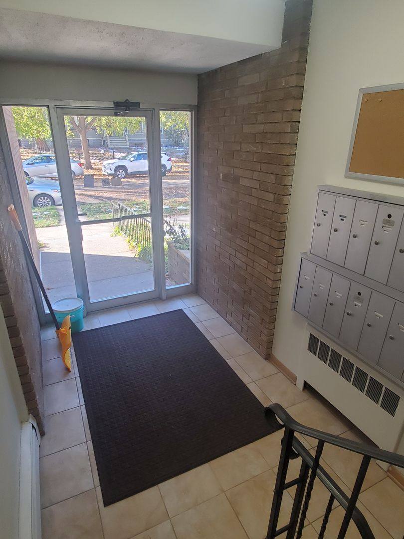 Apartment for rent at 138 Arundel St, Saint Paul, MN 55102