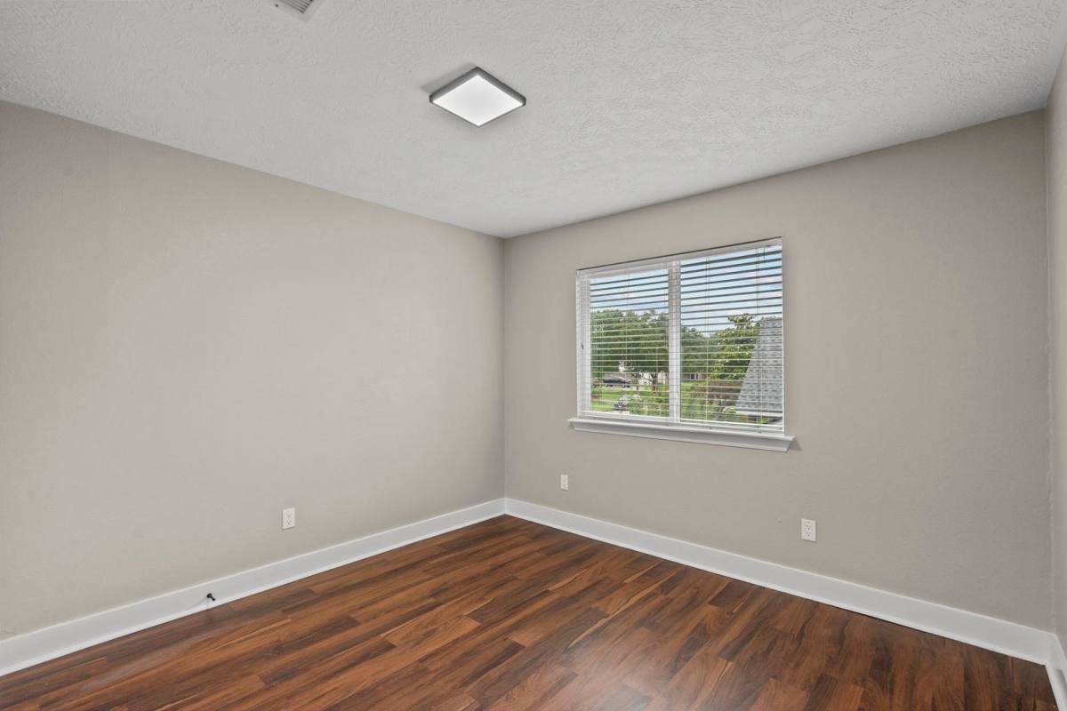 House for rent at 1107 Londonderry Ave, Friendswood, TX 77546