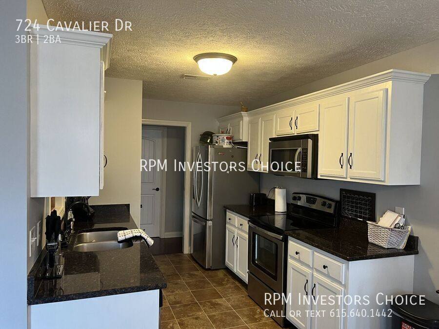House for rent at 724 Cavalier Dr, Clarksville, TN 37040