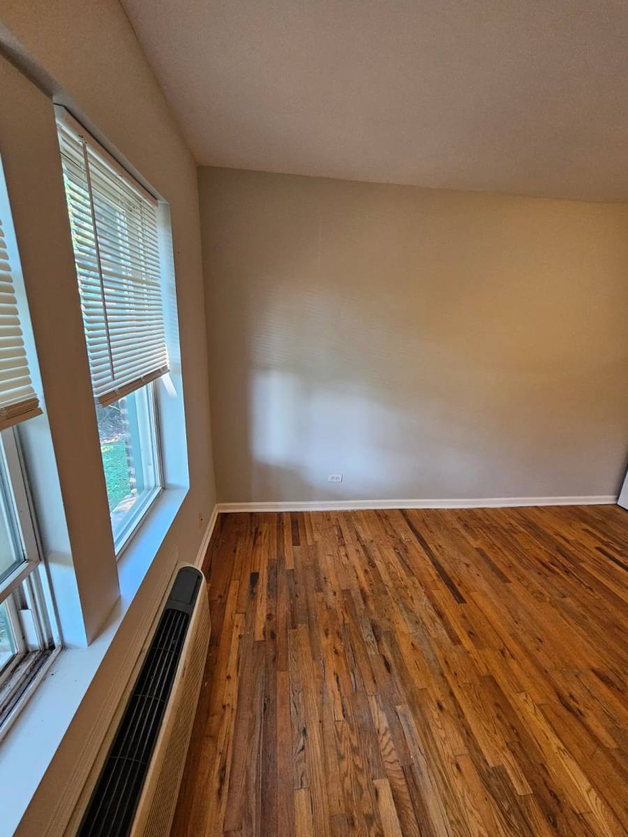 Apartment for rent at 7708 S Shore Dr, Chicago, IL 60649