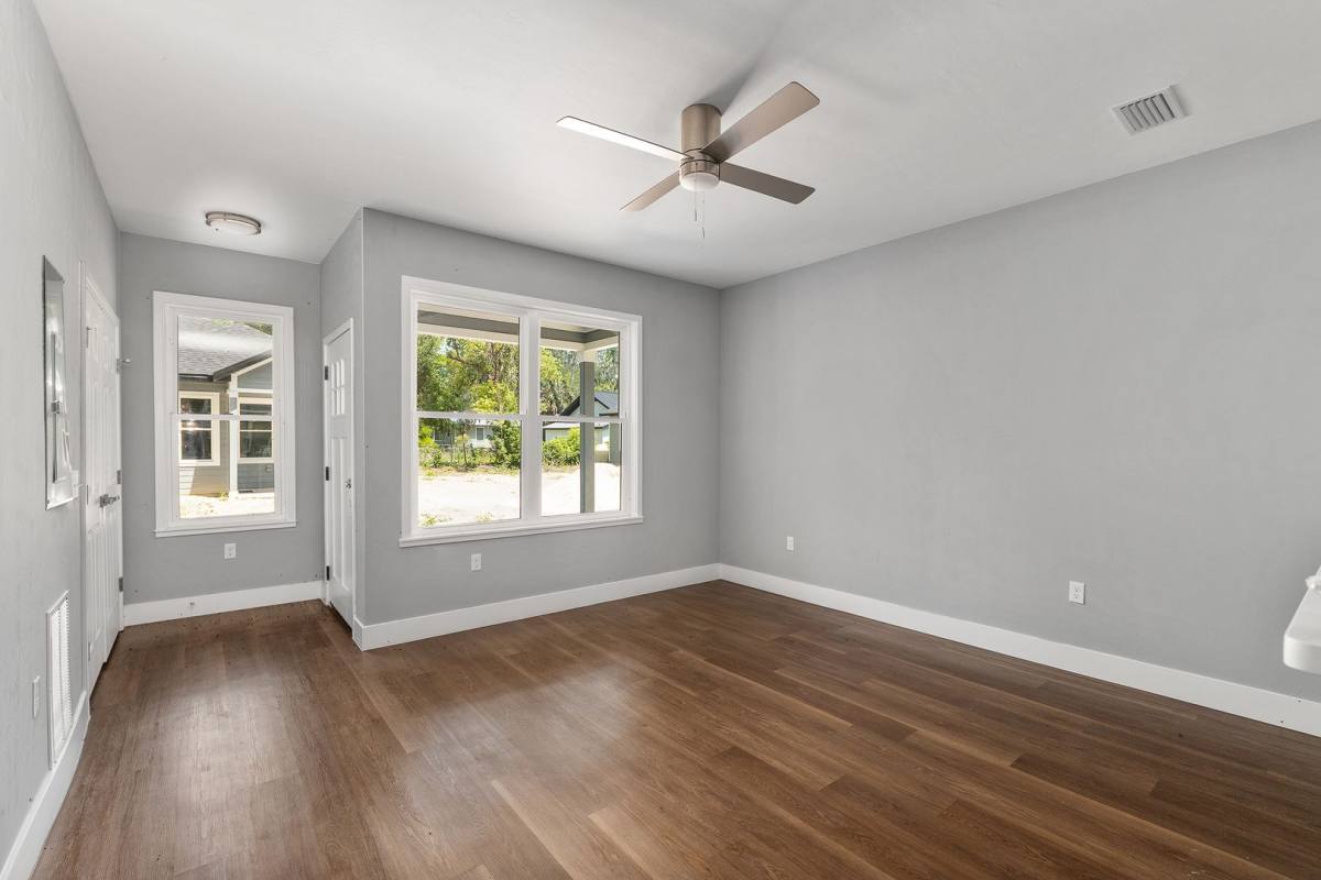 House for rent at 422 NW 3rd Ave, Gainesville, FL 32601