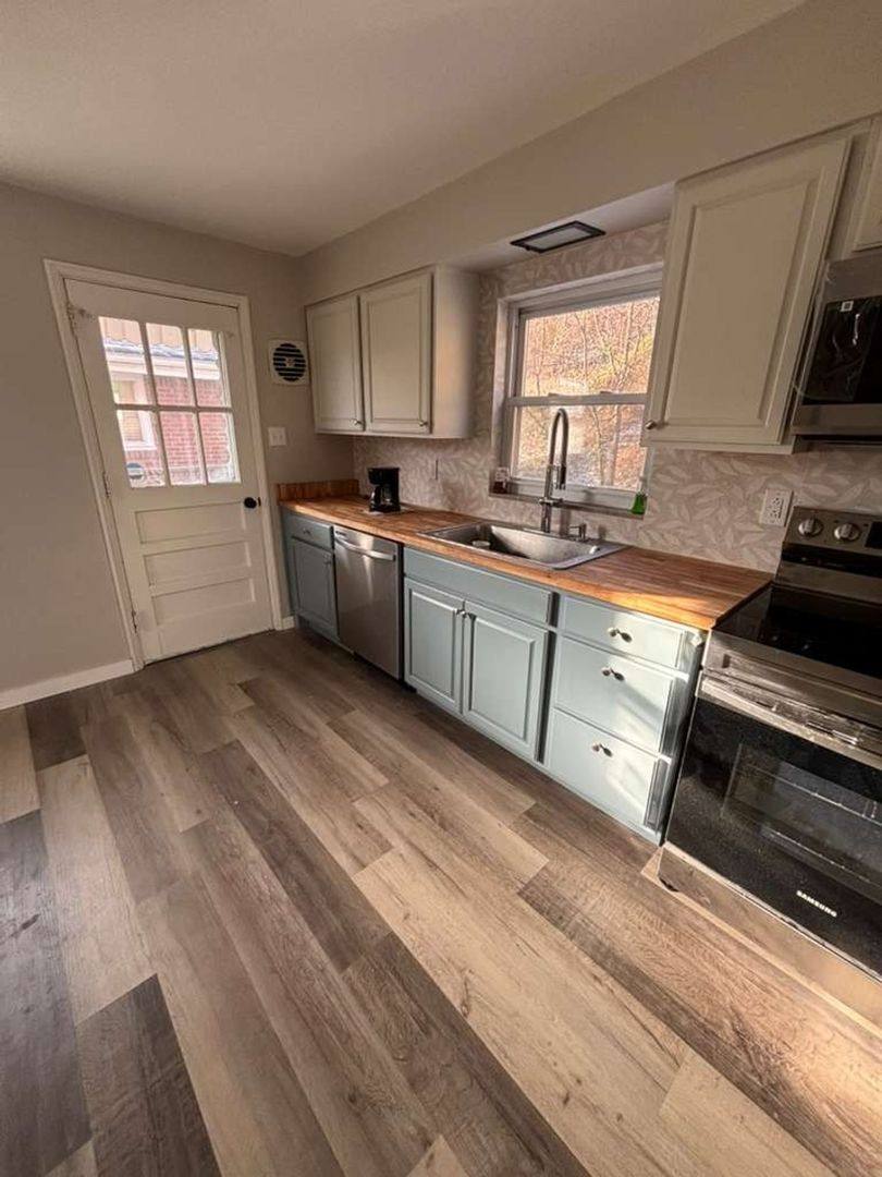 House for rent at 1221 Graham Ave, Monessen, PA 15062