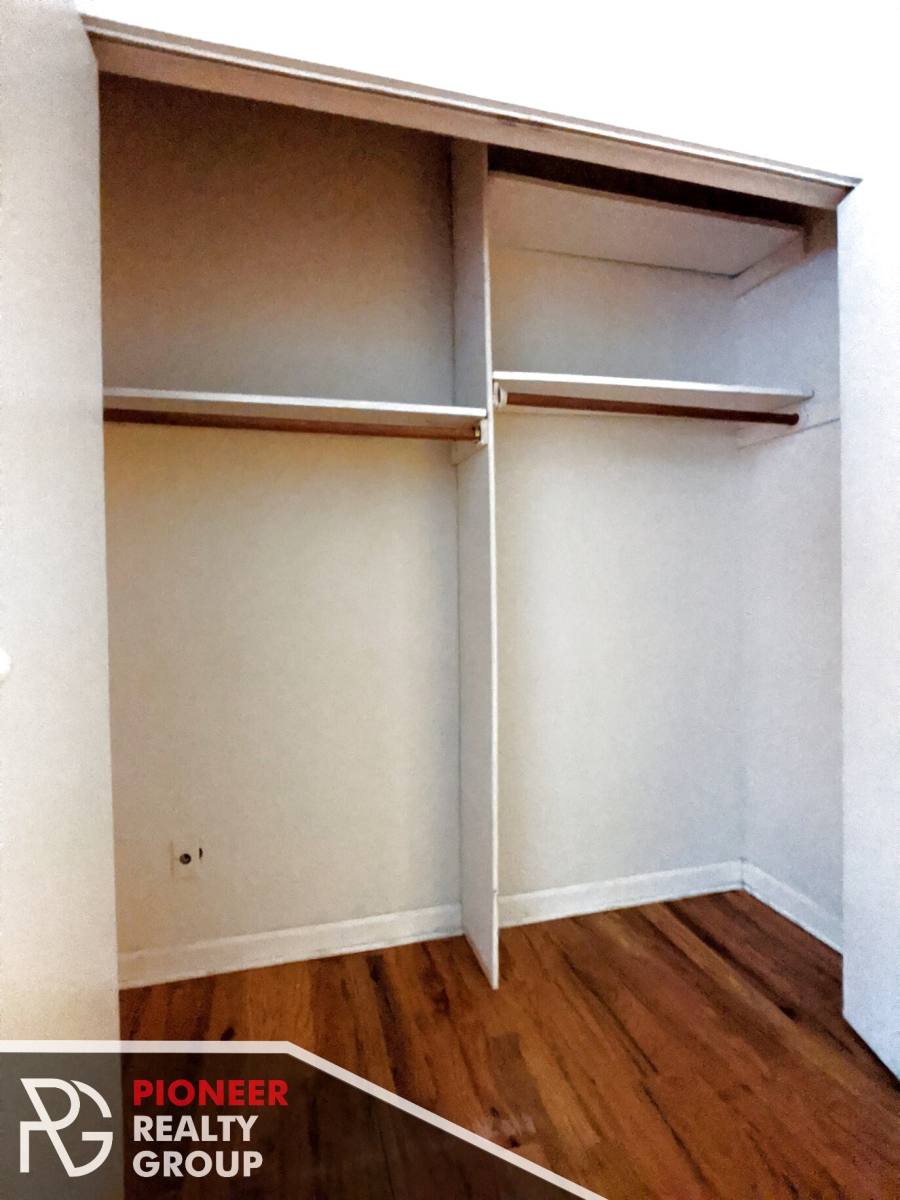 Apartment for rent at 1050 W George, Chicago, IL 60657