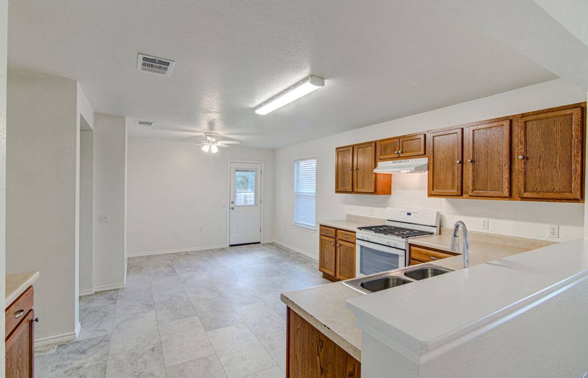 House for rent at 7505 Aspen Brook Dr, Austin, TX 78744