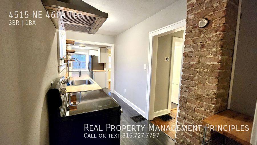 House for rent at 4515 NE 46th Terrace, Kansas City, MO 64117