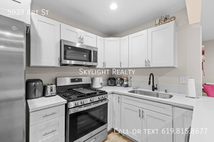 House for rent at 5039 Art St, San Diego, CA 92115