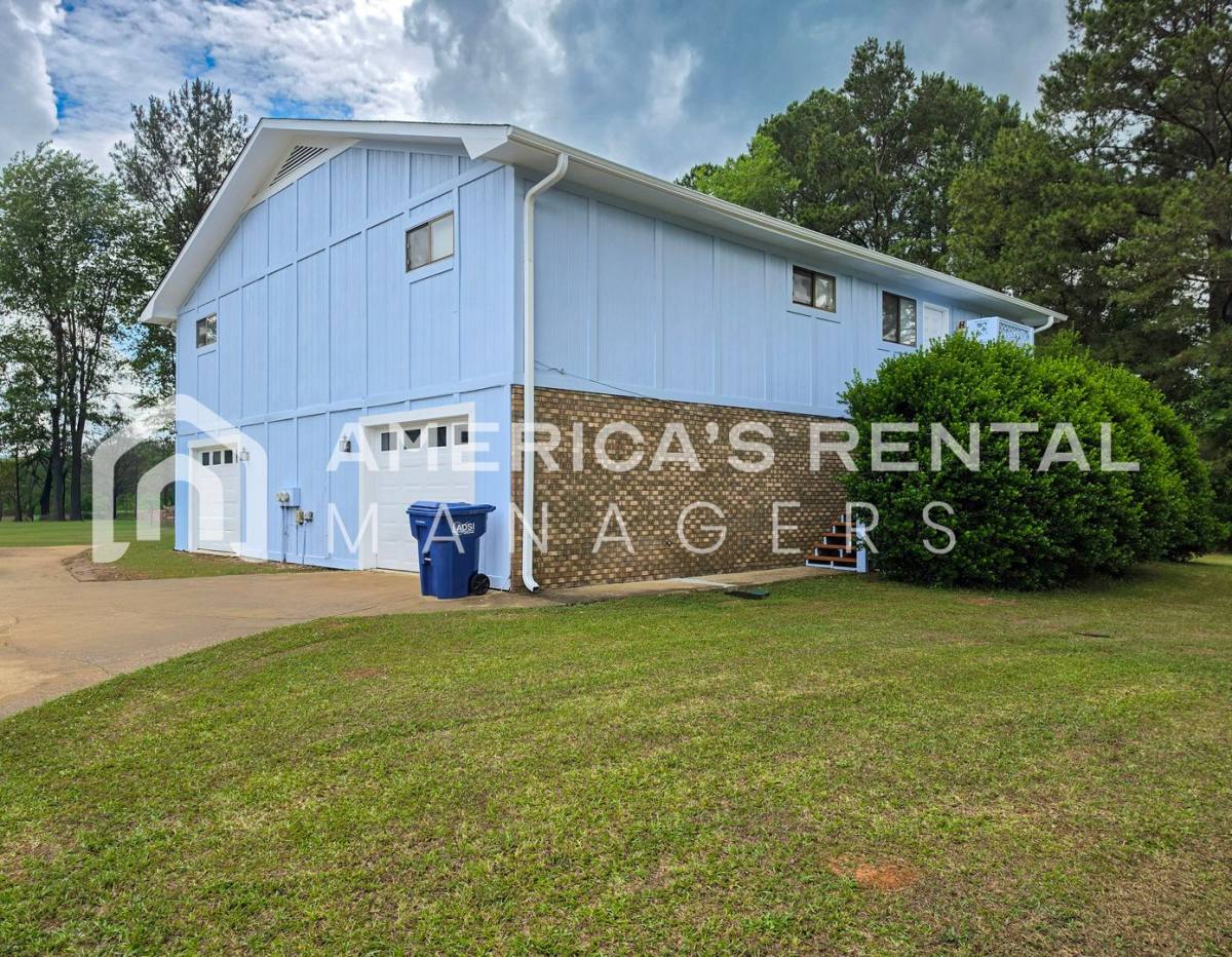 Apartment for rent at 3100 Apple Valley Lane, Oxford, AL 36203