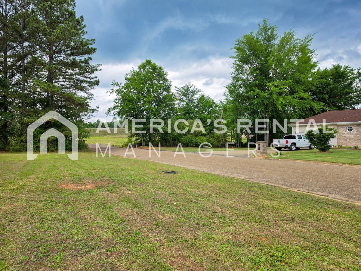 Apartment for rent at 3100 Apple Valley Lane, Oxford, AL 36203