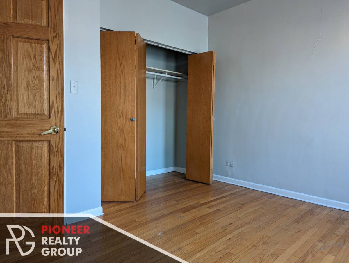 Apartment for rent at 4225 N Paulina #E2, Chicago, IL 60613