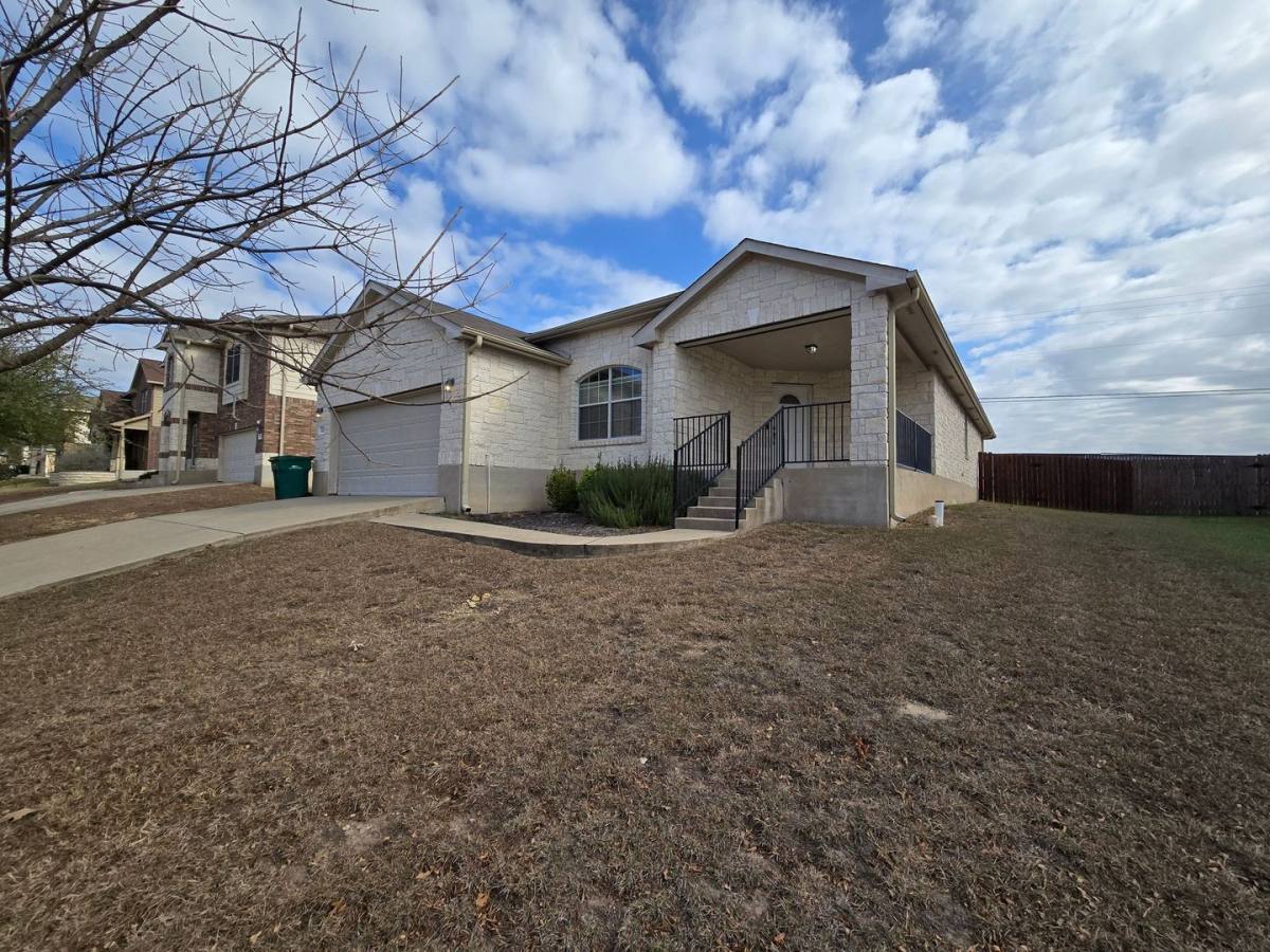 House for rent at 2609 Red Fern Dr, Harker Heights, TX 76548