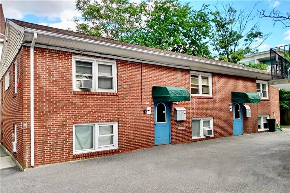 Apartment for rent at 52 Jackson St, Pawtucket, RI 02860