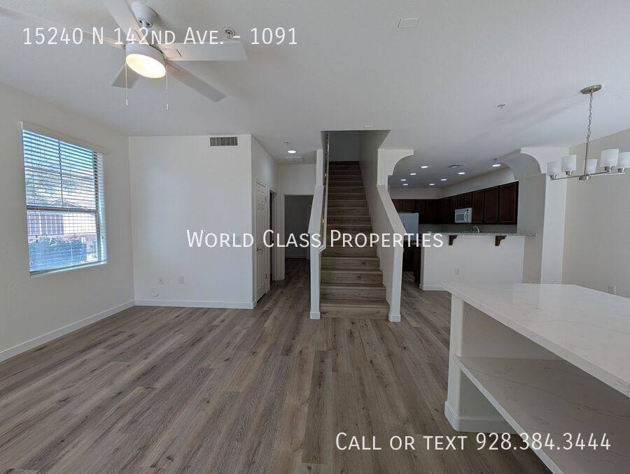 Townhouse for rent at 15240 N 142nd Ave #1091, Surprise, AZ 85379