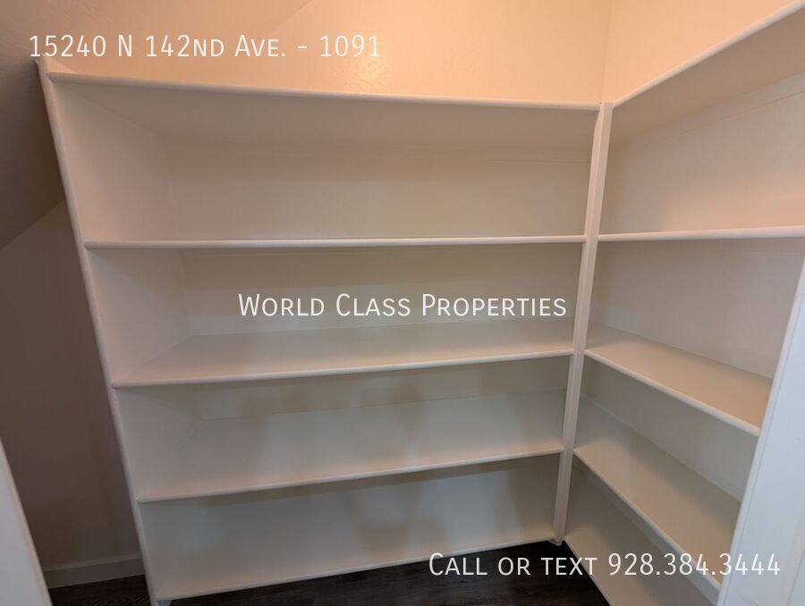 Townhouse for rent at 15240 N 142nd Ave #1091, Surprise, AZ 85379