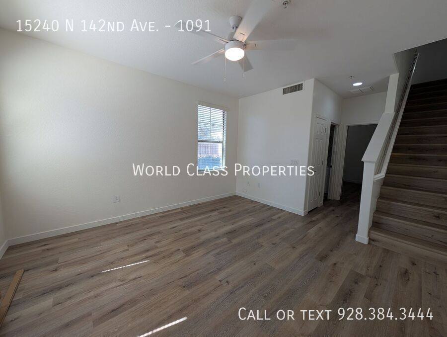 Townhouse for rent at 15240 N 142nd Ave #1091, Surprise, AZ 85379