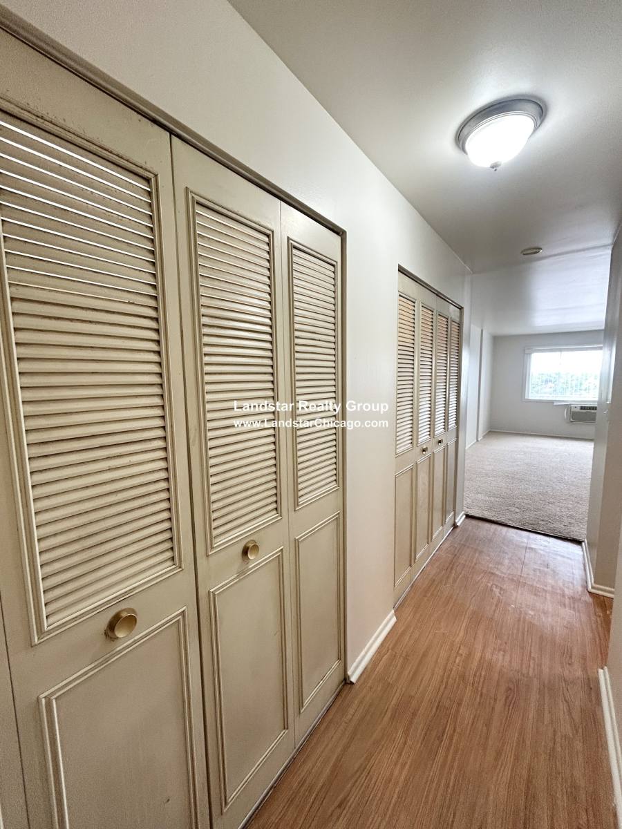 Apartment for rent at 7300 W N Ave #5B, Elmwood Park, IL 60707